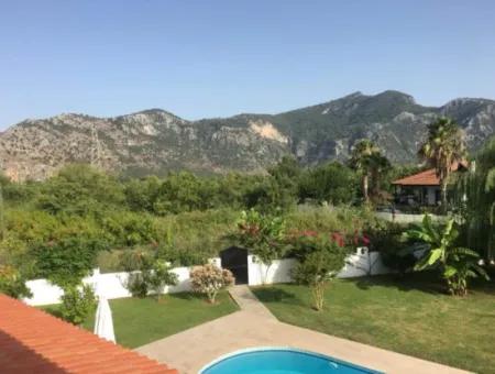 4 1 Villa For Sale In 1015M2 Plot In Dalyan