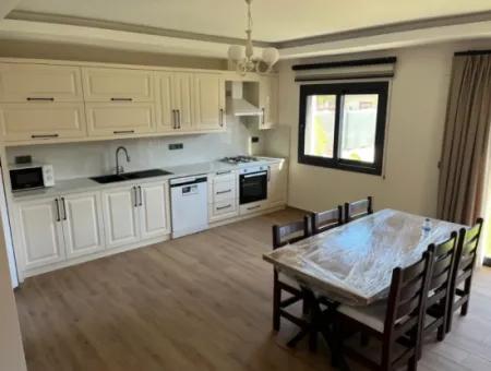 Dalyan Merkezde 230M2 5+1 Satılık Villa